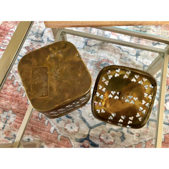 Vintage Rounded Square Brass Trinket Box Stamped Metal Heart Cutouts - Picture 10 of 10